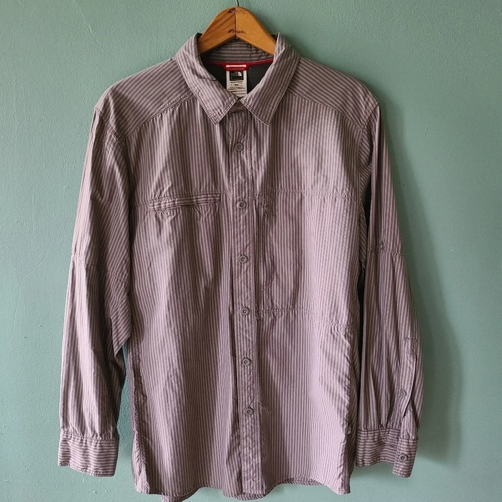The North Face Pinstripe Button Down Shirt Medium